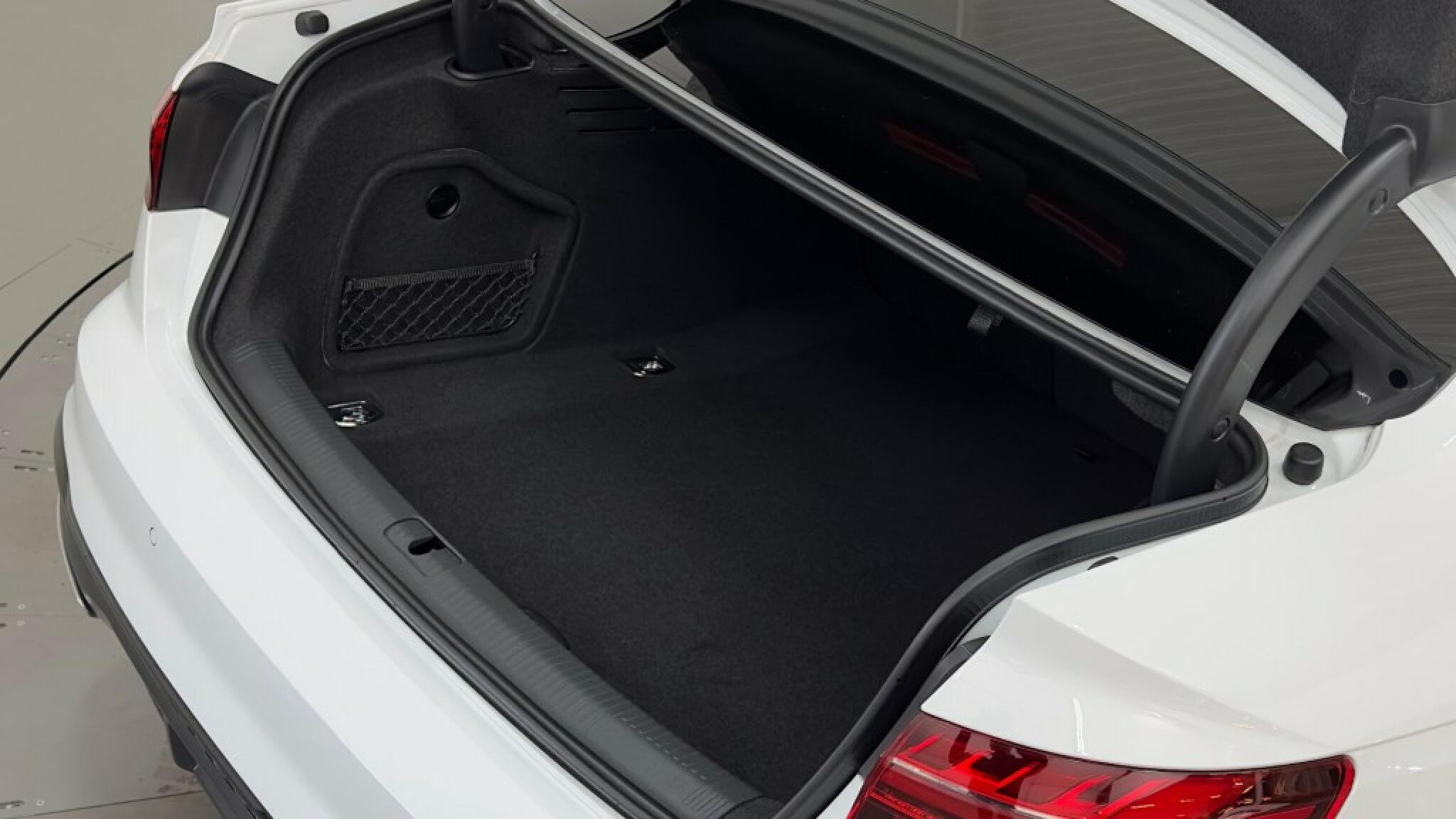Audi-A4-30